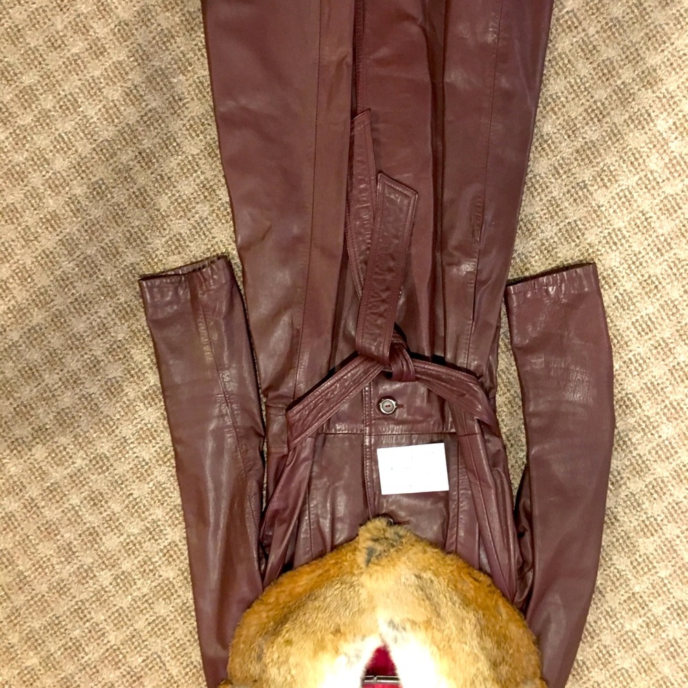 Vintage ladies leather full length coat. Size 13 junior